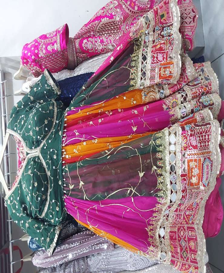 multi rajwadi rajputi lahanga