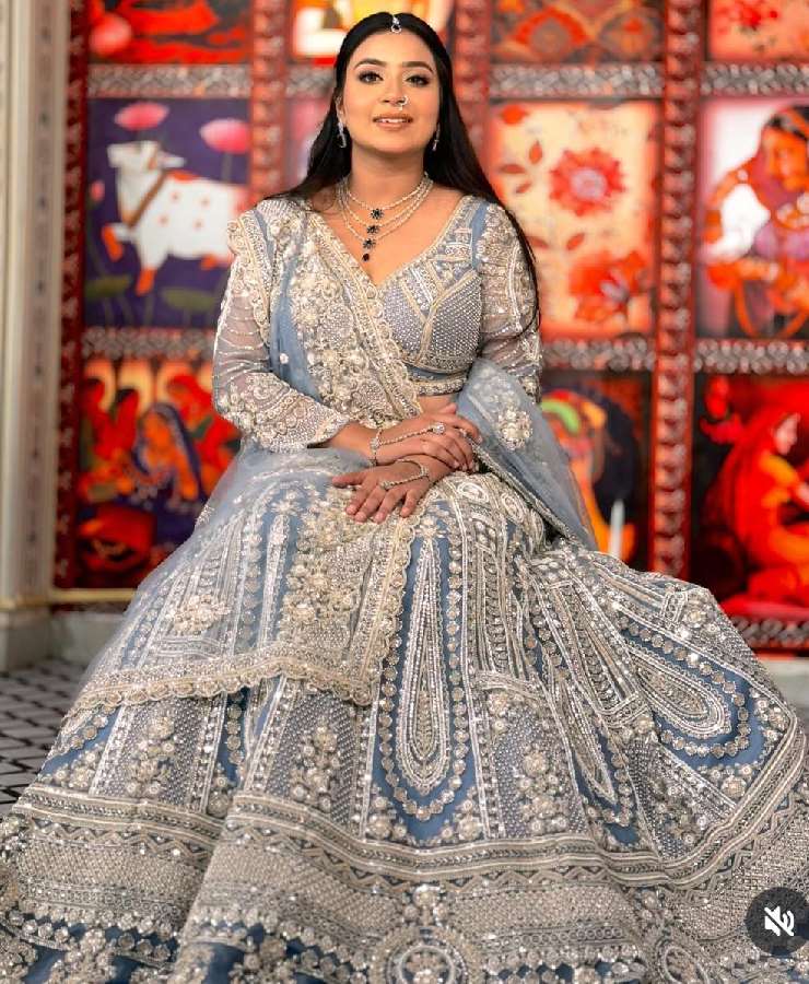 Sky blue havy lahanga hand work full sleeves new lahanga (semi)