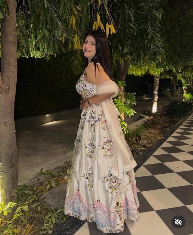 White pdp new raw silk lahagna